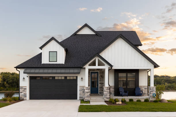 Best Storm Damage Roof Repair  in Escobares, TX
